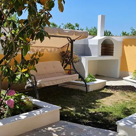 Сasa de vacaciones Paradise-garden-zamardi *